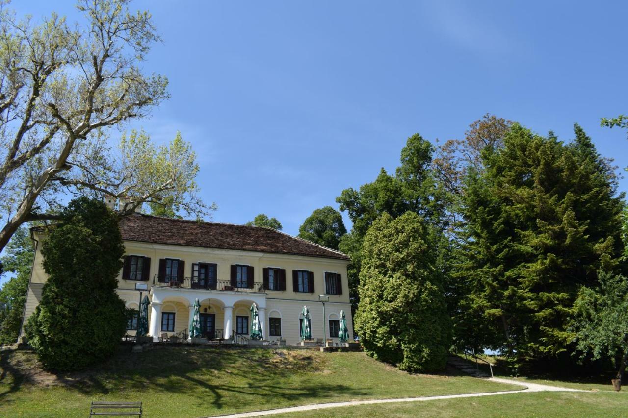 Apartmani Husko Tuheljske Toplice Exterior photo
