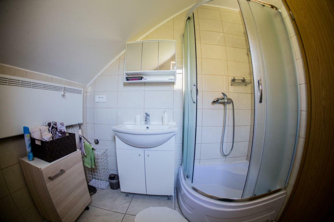 Apartmani Husko Tuheljske Toplice Exterior photo