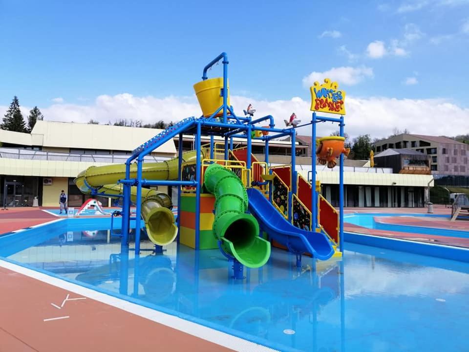 Apartmani Husko Tuheljske Toplice Exterior photo