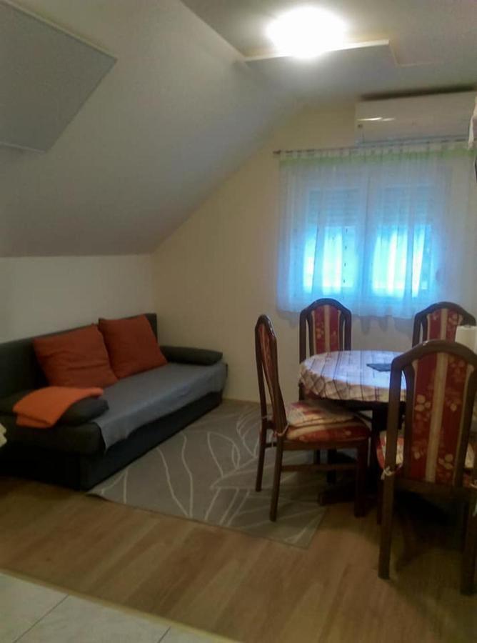 Apartmani Husko Tuheljske Toplice Exterior photo