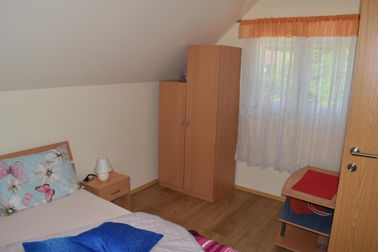 Apartmani Husko Tuheljske Toplice Exterior photo